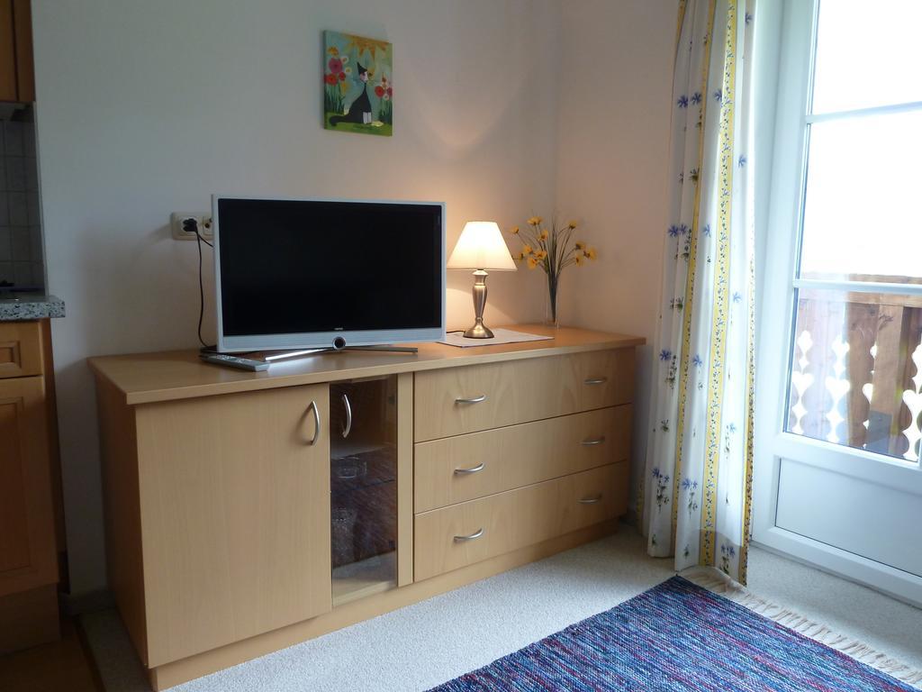 Haus Schoenblick Apartment Strobl Cameră foto
